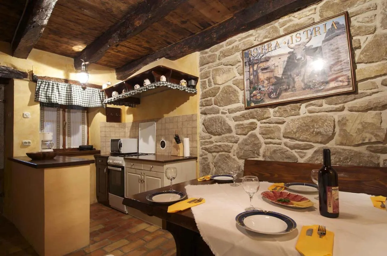 Holiday Home In Buzet/Istrien 9974 Prodani