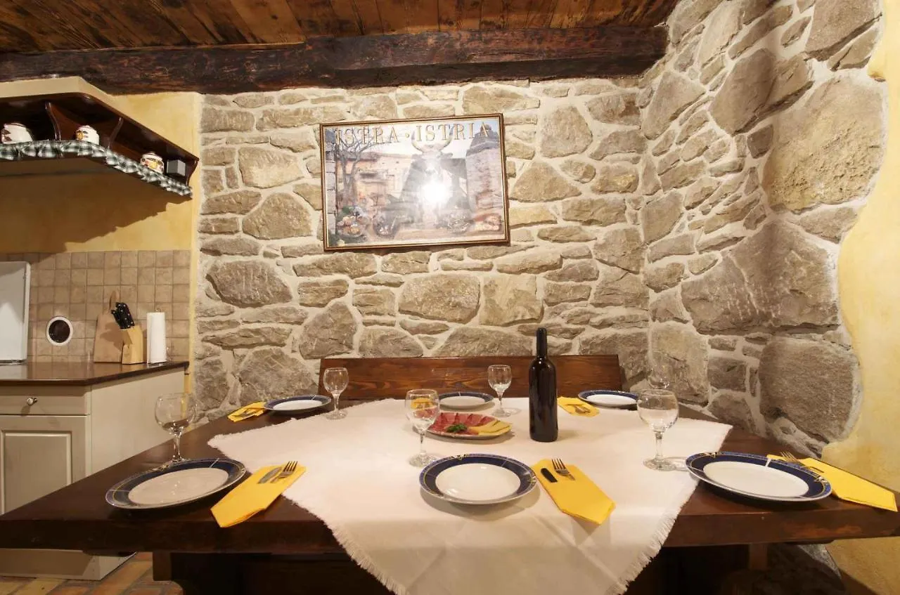 Holiday Home In Buzet/Istrien 9974 Prodani