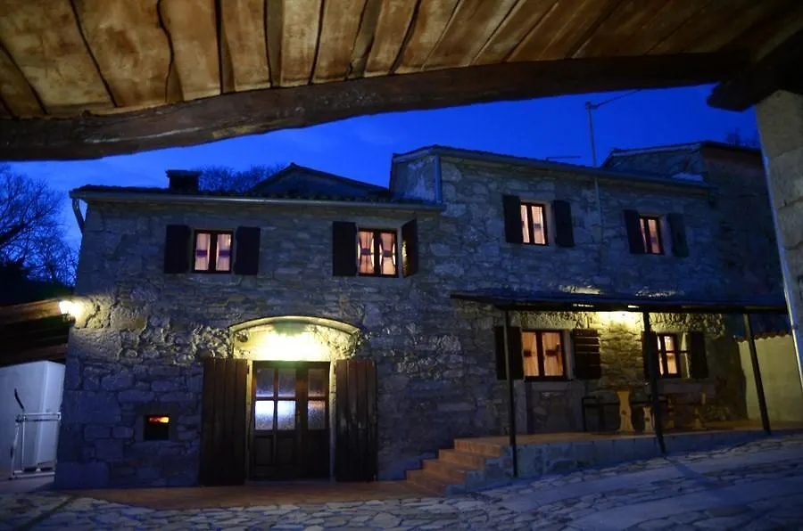 Holiday Home In Buzet/Istrien 9974 Prodani