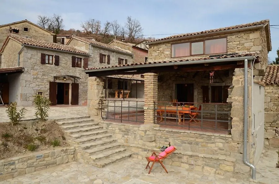 Holiday Home In Buzet/Istrien 9974 Prodani 0*,